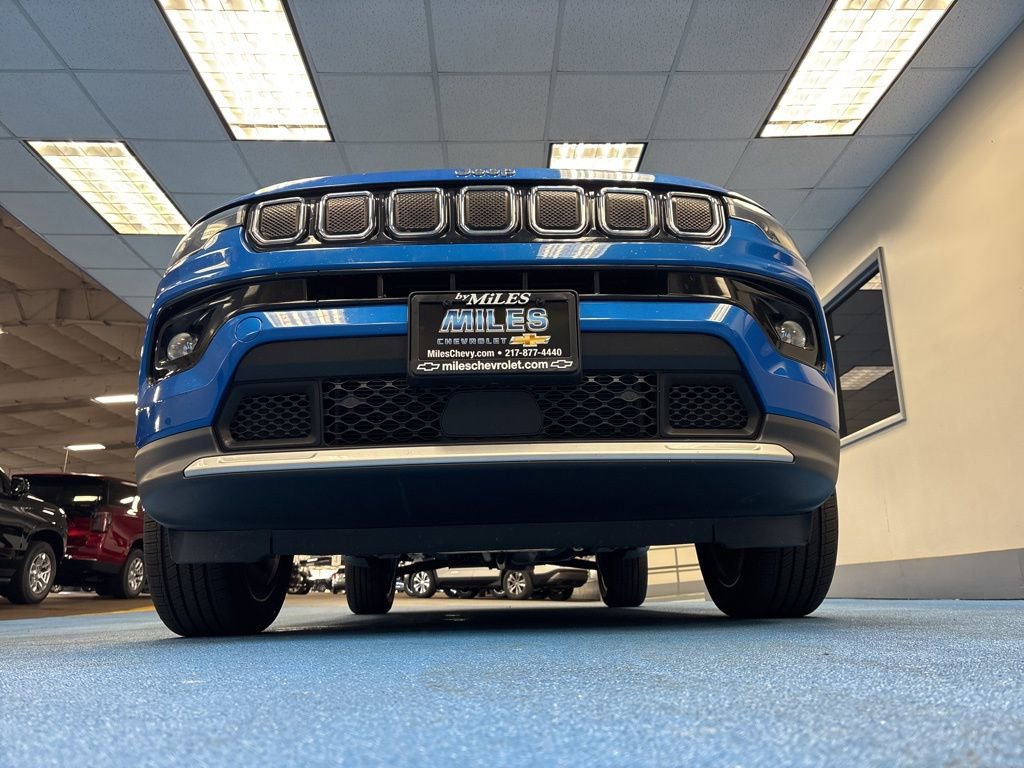 Used 2022 Jeep Compass Limited image 13