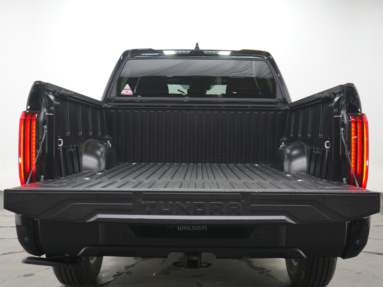 Used 2026 Toyota Tundra SR5 w/ SR5 Convenience Package AWD/4WD image 19