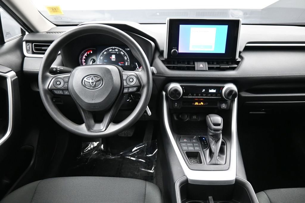Certified 2024 Toyota RAV4 LE AWD/4WD image 19