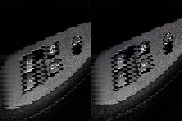 Used 2016 Nissan 370Z Coupe image 40