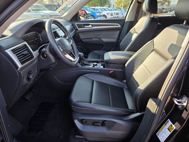 Used 2023 Volkswagen Atlas SE image 16
