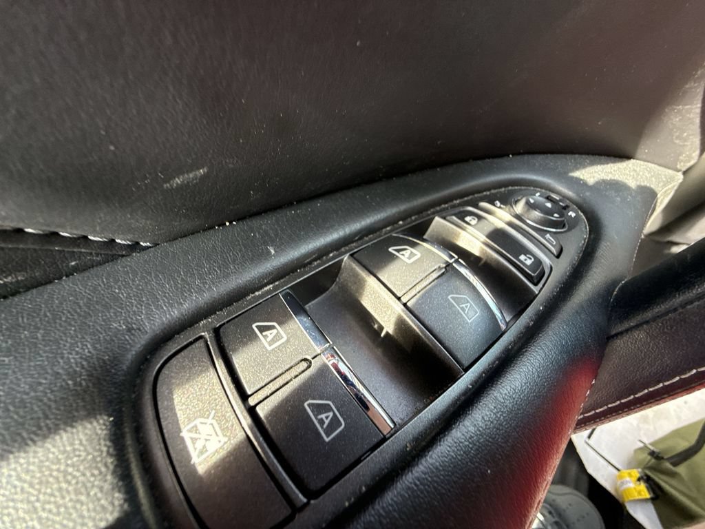 Used 2024 INFINITI QX80 Luxe RWD image 19