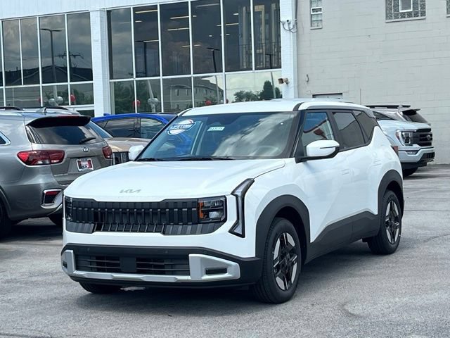 New 2027 Kia Seltos LX FWD image 5