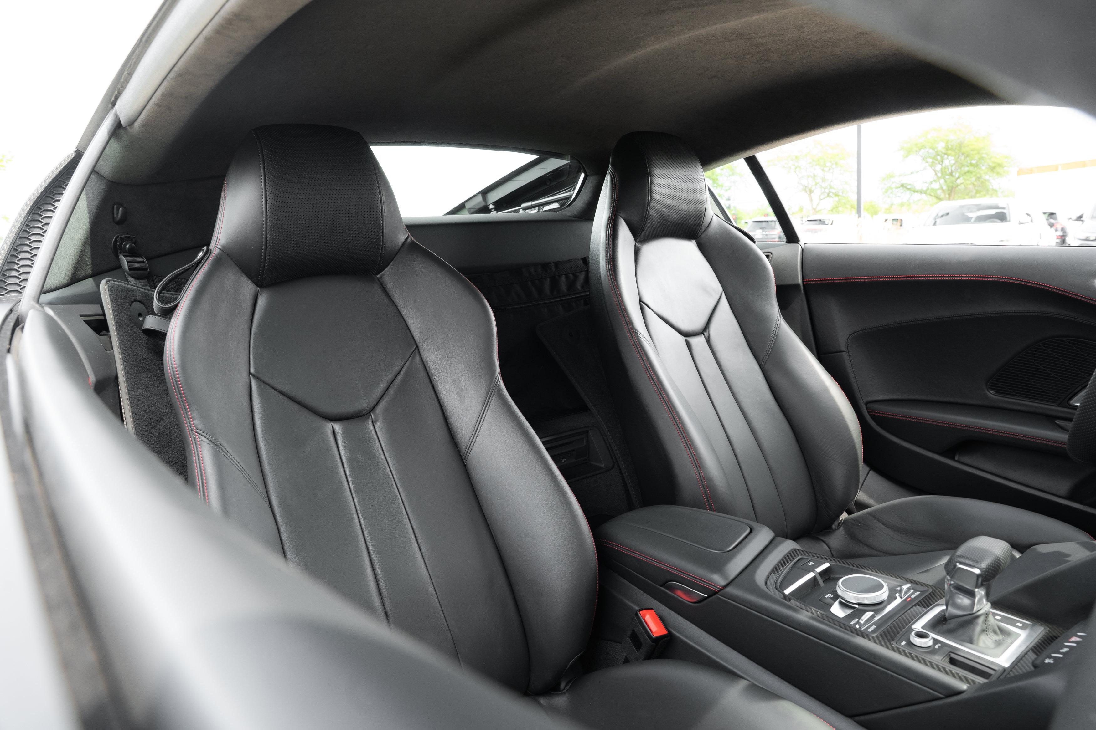 Certified 2023 Audi R8 V10 performance w/ Premium Package RWD image 33