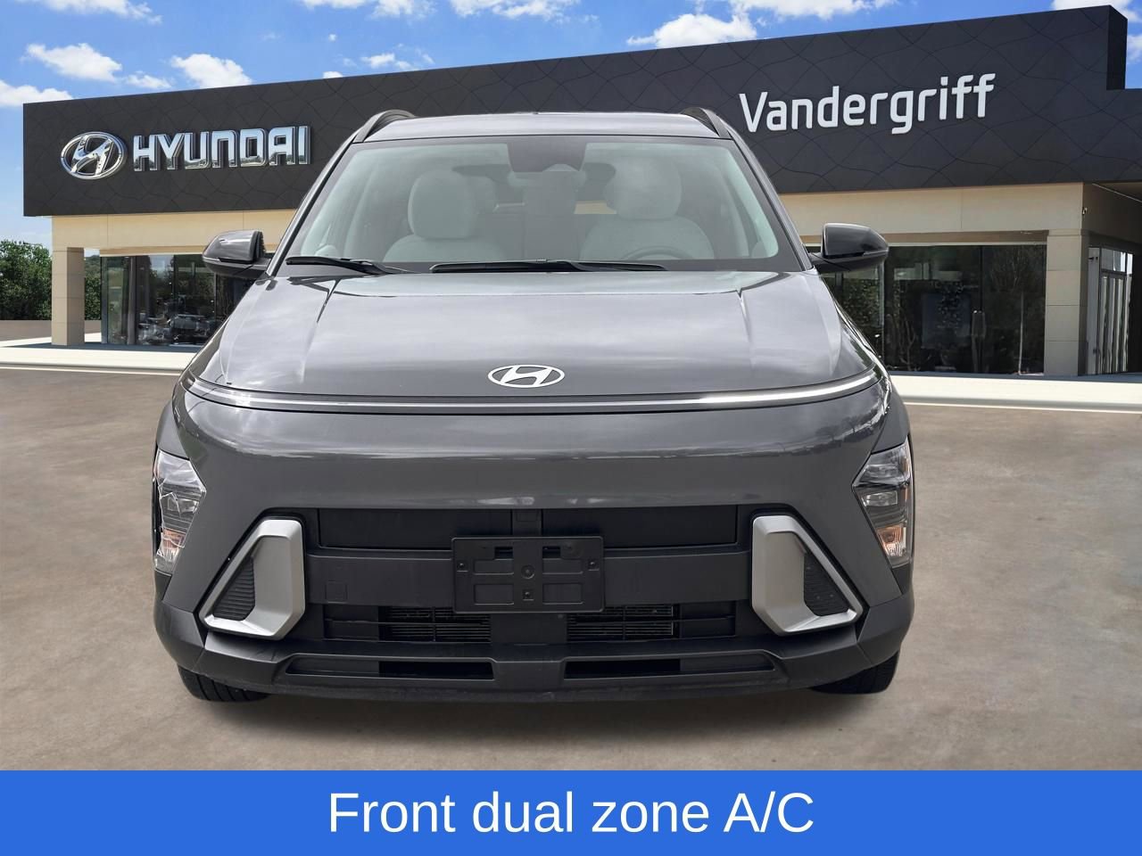 Used 2026 Hyundai Kona SEL Sport image 4