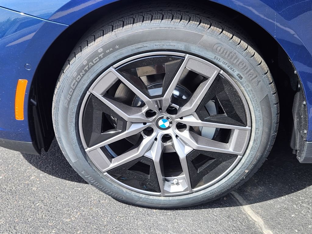 New 2026 BMW 530i xDrive w/ Premium Package image 7