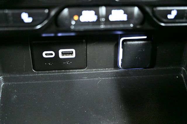 Used 2023 Chevrolet Tahoe LT image 24