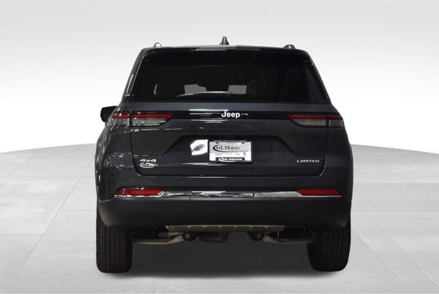 New 2025 Jeep Grand Cherokee Limited w/ Trailer Tow Package image 8