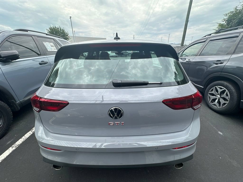 Used 2025 Volkswagen GTI SE FWD image 6