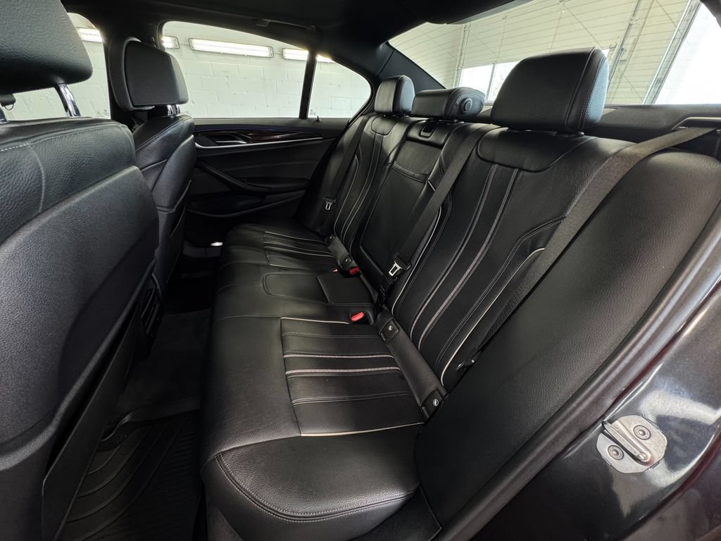 Used 2019 BMW 540i xDrive w/ Convenience Package AWD/4WD image 23