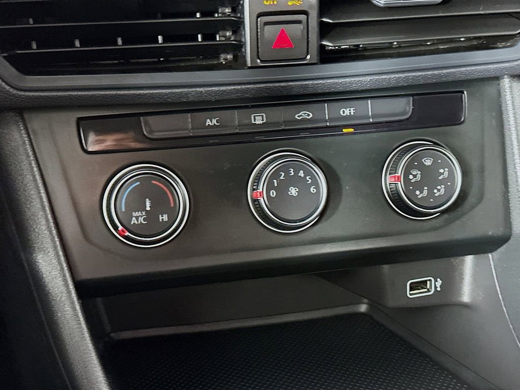 Used 2019 Volkswagen Jetta S w/ Driver Assistance Package image 22