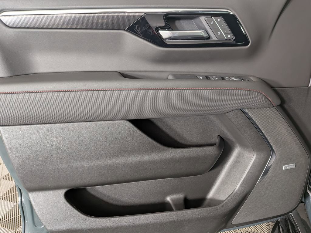 New 2026 Chevrolet Tahoe RST w/ RST Performance Edition image 15