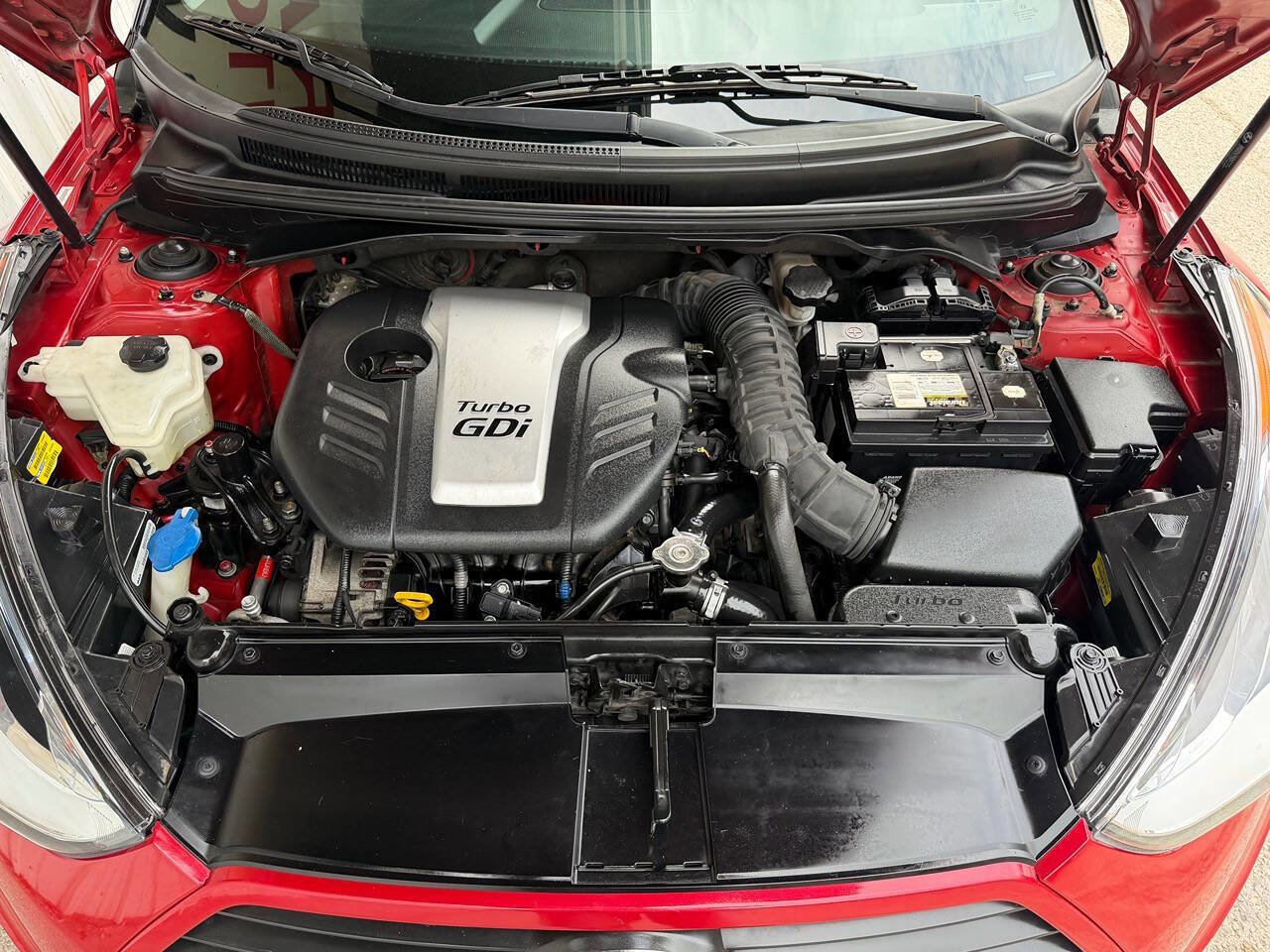 Used 2015 Hyundai Veloster Turbo w/ Option Group 04 FWD image 32