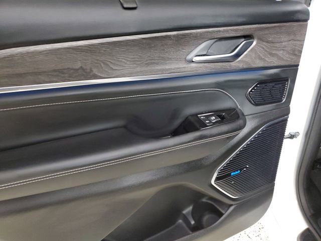 Used 2021 Jeep Grand Cherokee L Overland w/ Luxury Tech Group IV image 11