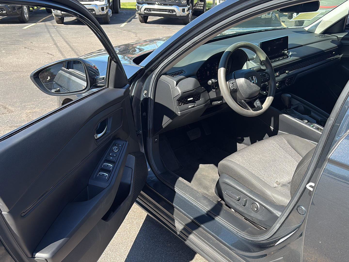 Used 2024 Honda Accord EX image 14