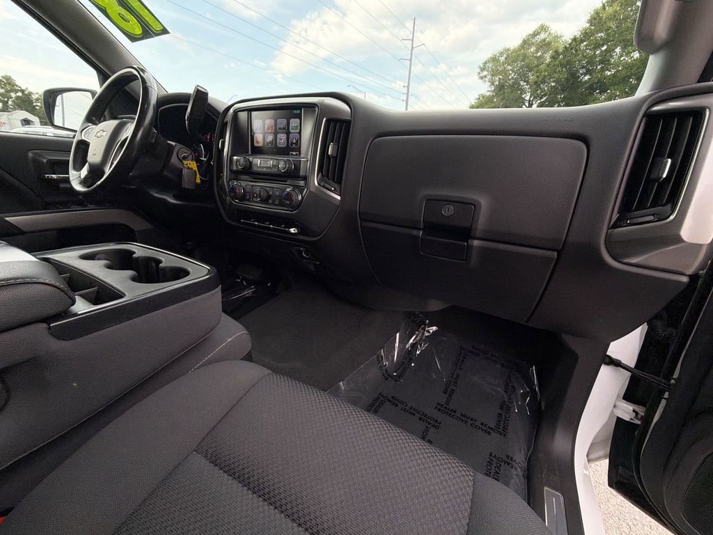 Used 2018 Chevrolet Silverado 1500 LT w/ All Star Edition AWD/4WD image 32