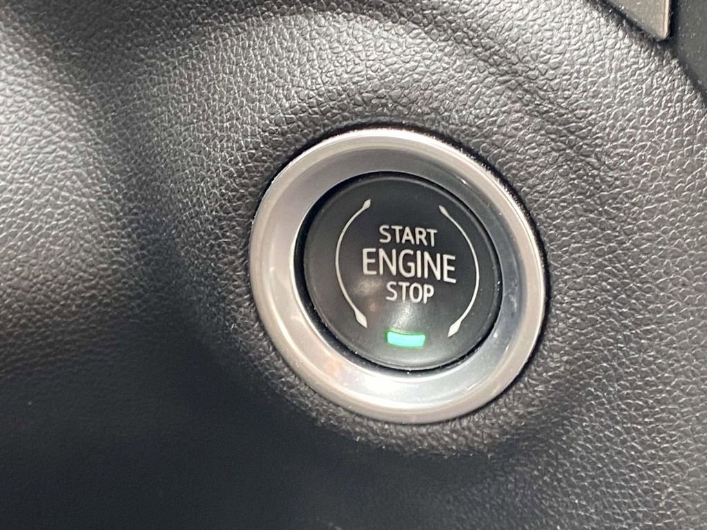 Used 2021 Chevrolet Silverado 1500 RST image 58