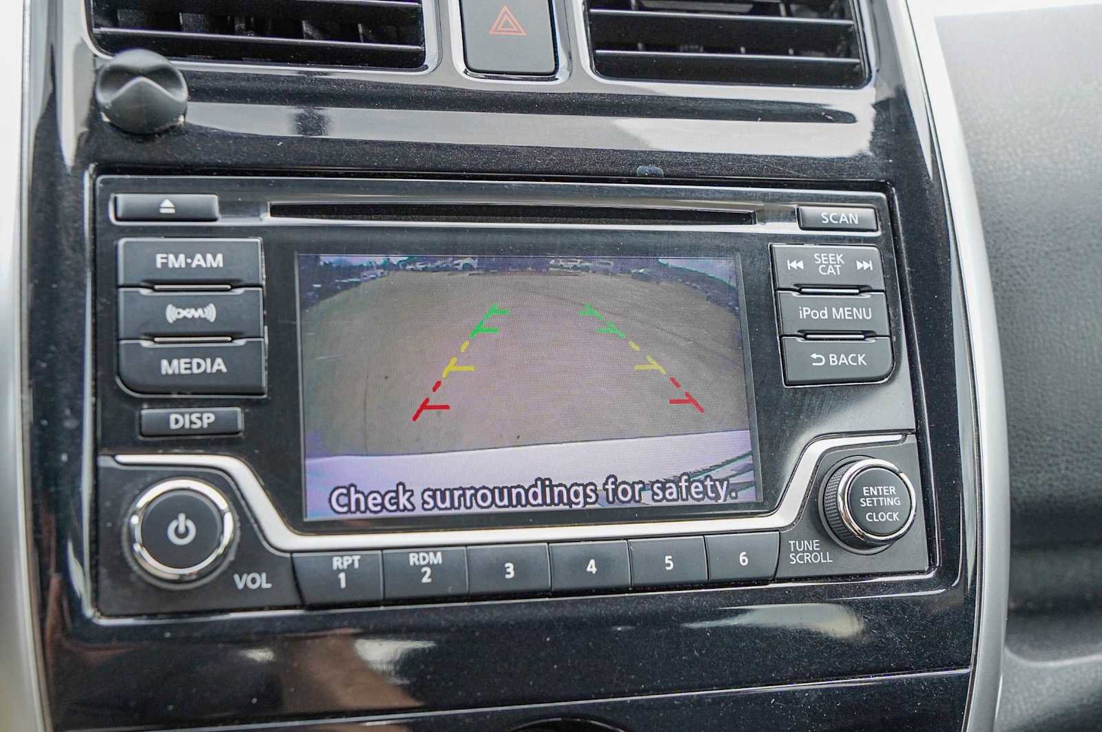 Used 2018 Nissan Versa Note SV image 16