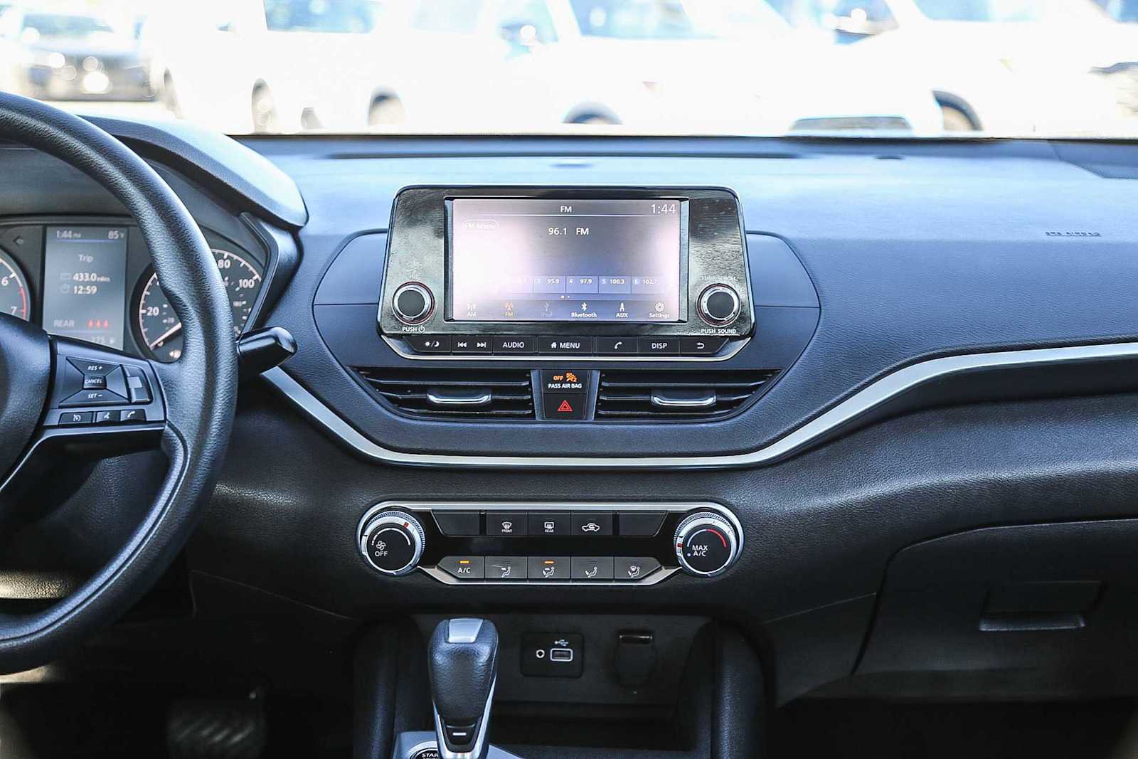 Used 2023 Nissan Altima 2.5 S image 13