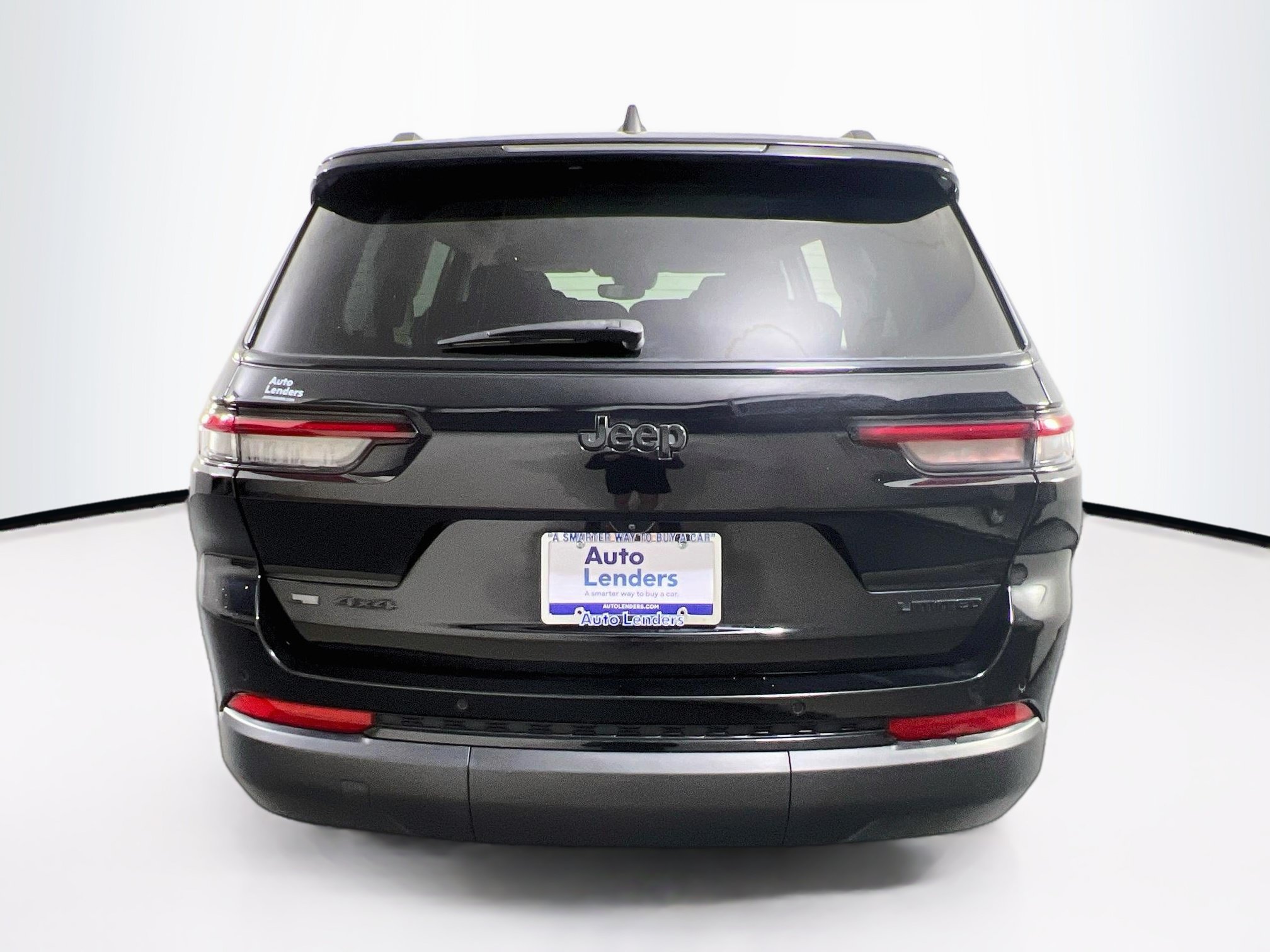 Used 2023 Jeep Grand Cherokee L Limited w/ Black Appearance Package AWD/4WD image 6
