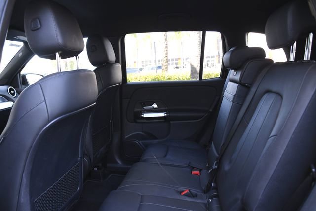 Used 2022 Mercedes-Benz GLB 250 w/ Premium Package Lite image 26