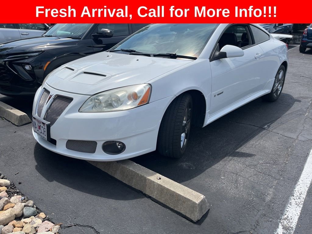 Used 2009 Pontiac G6 GXP w/ Sun And Sound Plus Package FWD image 3