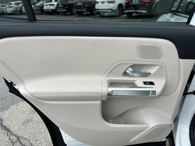 New 2026 Mercedes-Benz GLB 250 4MATIC image 16
