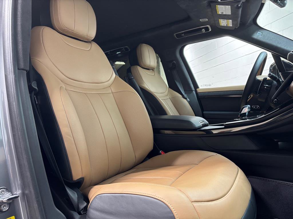 Used 2024 Land Rover Range Rover Sport Autobiography image 30