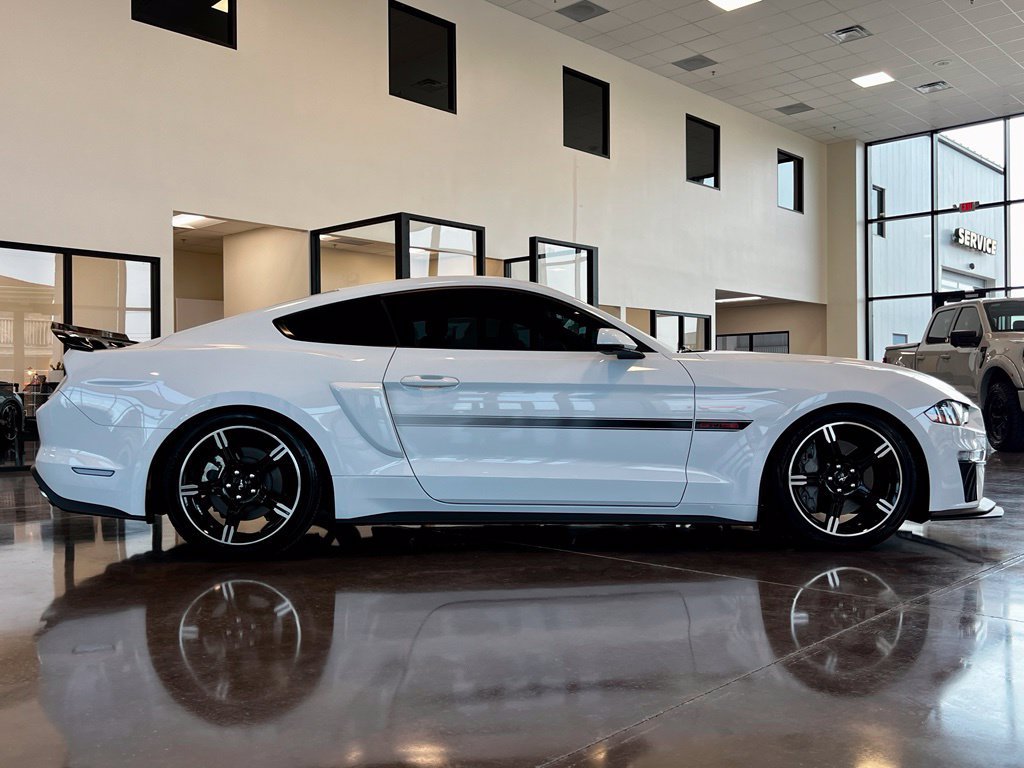 Used 2019 Ford Mustang GT Premium w/ Equipment Group 401A RWD image 6