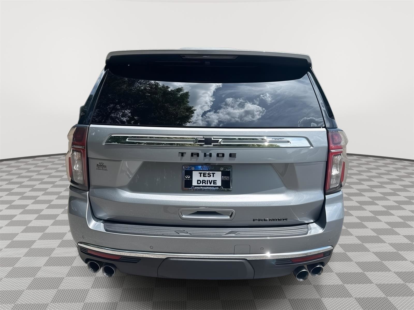 Used 2023 Chevrolet Tahoe Premier AWD/4WD image 7