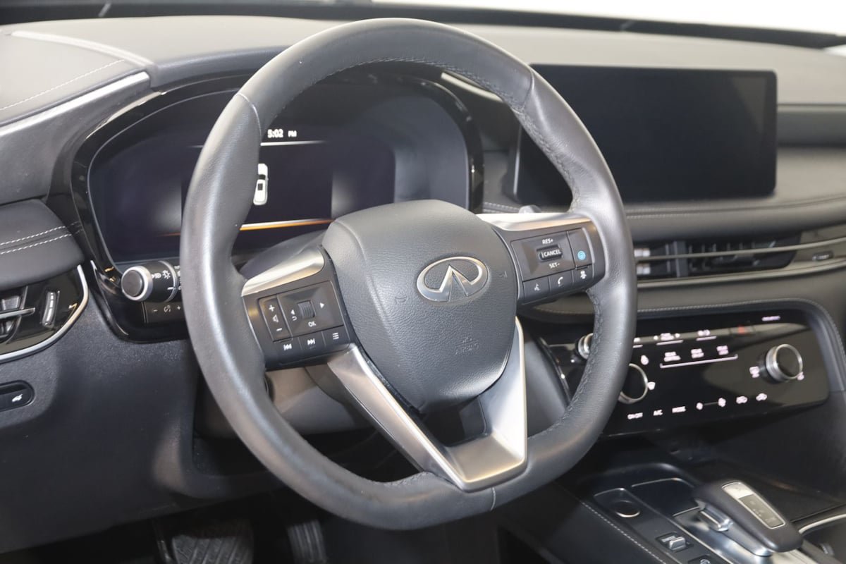 Used 2023 INFINITI QX60 Luxe w/ Cargo Package AWD/4WD image 6