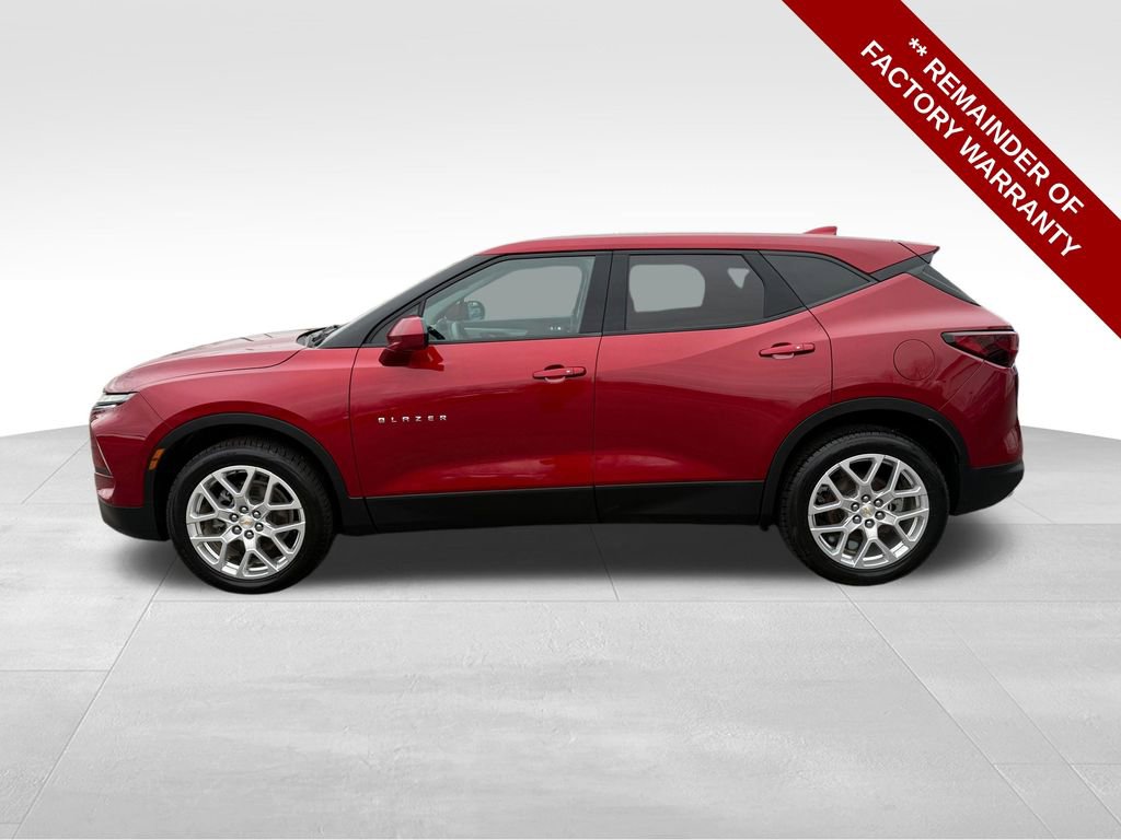 Used 2023 Chevrolet Blazer LT w/ Driver Confidence Package image 2