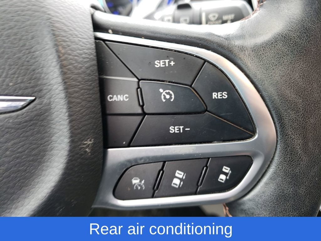 Used 2020 Chrysler Pacifica Touring-L Plus w/ Advanced Safetytec Group image 14