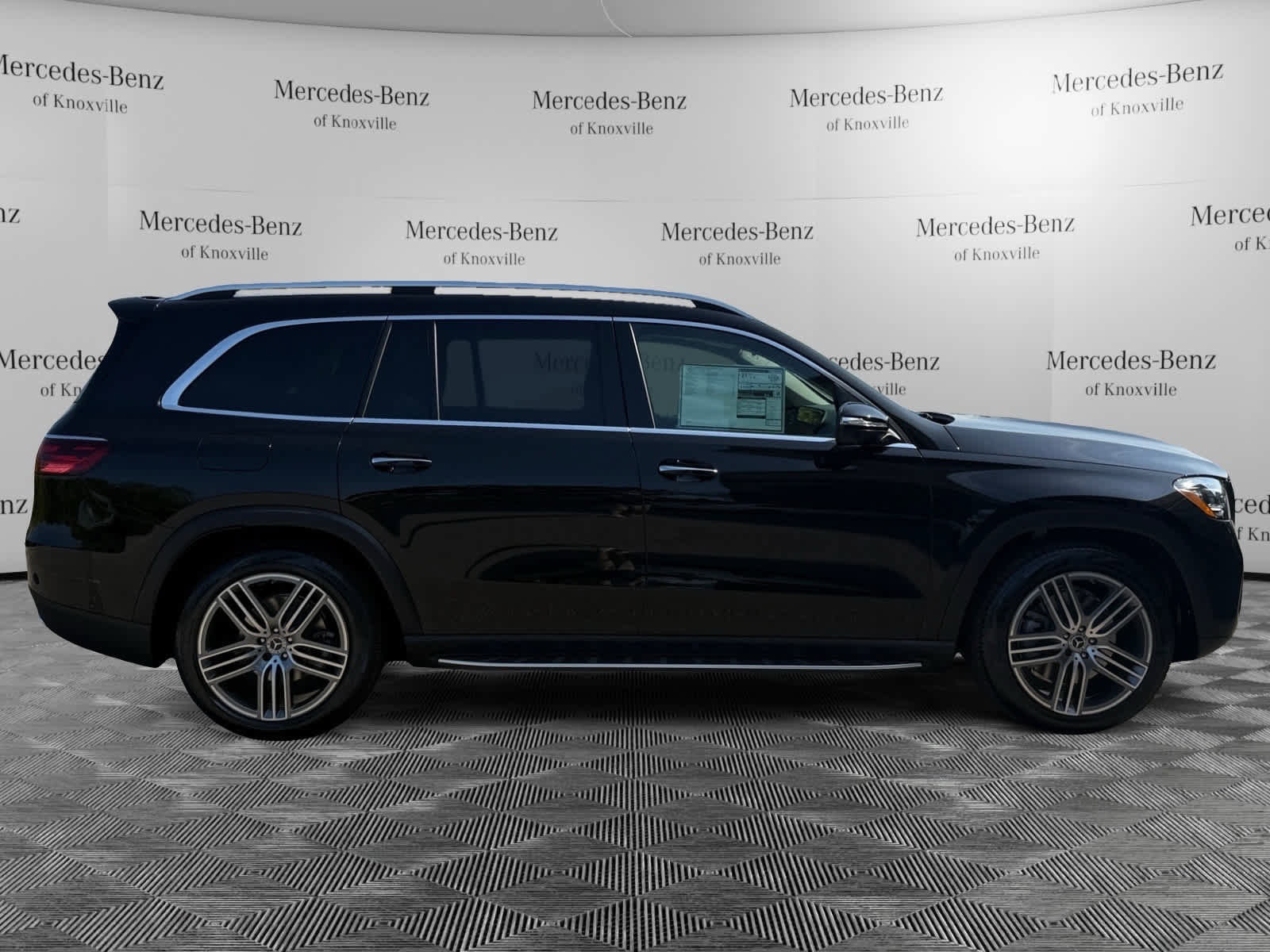 New 2026 Mercedes-Benz GLS 450 4MATIC image 6