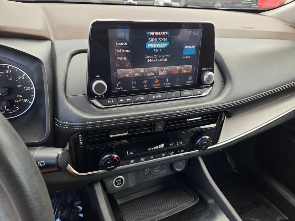 Used 2022 Nissan Rogue SV FWD image 23