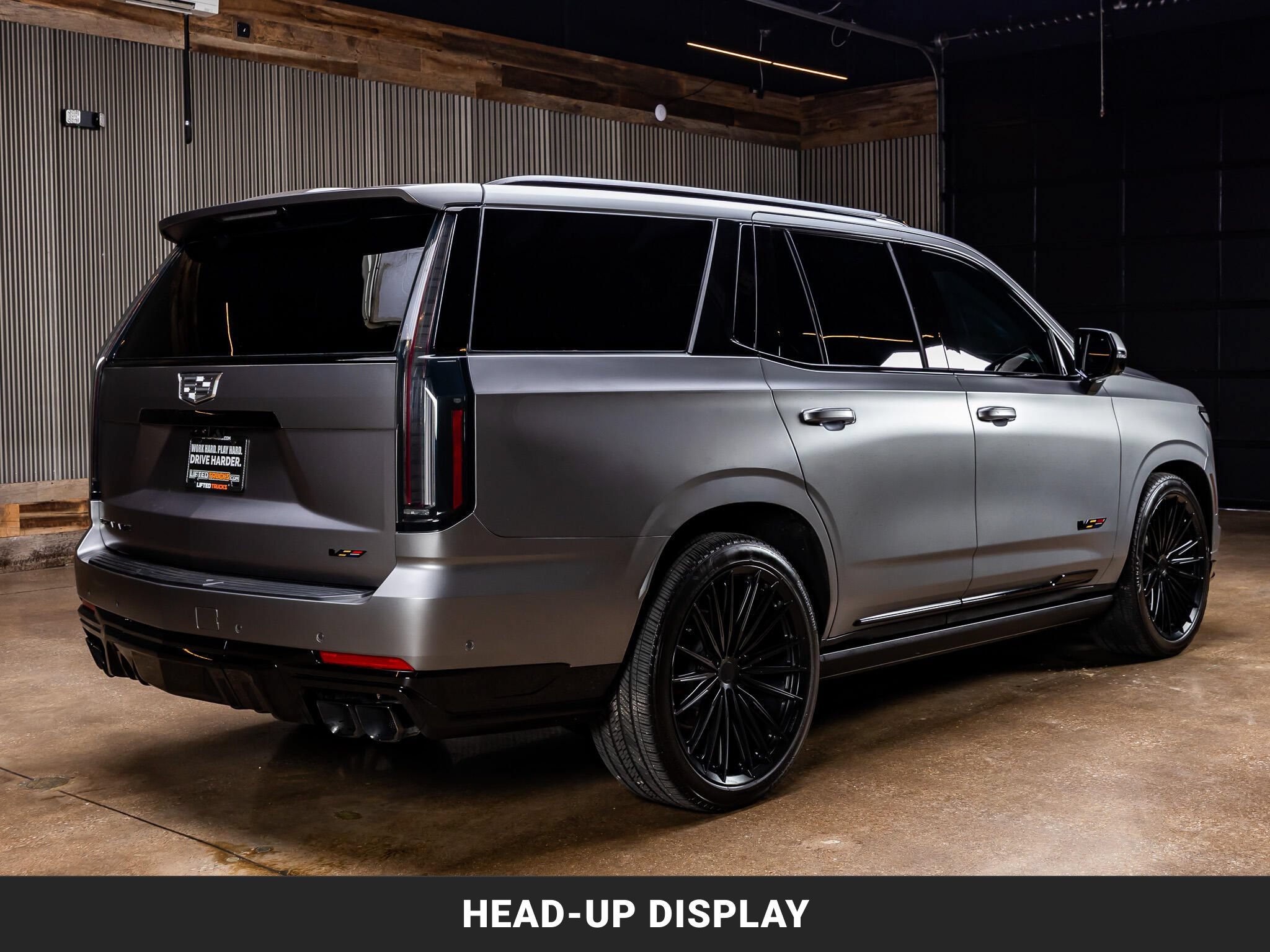 Used 2026 Cadillac Escalade V w/ LPO, Onyx Lite Package AWD/4WD image 9
