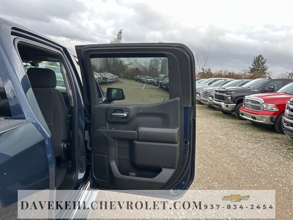 Used 2021 Chevrolet Silverado 1500 LT image 34