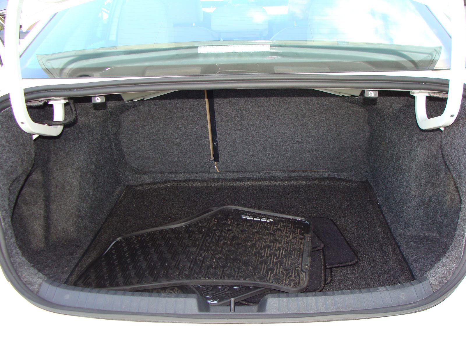 Used 2021 Volkswagen Jetta SE w/ SE Cold Weather Package image 38