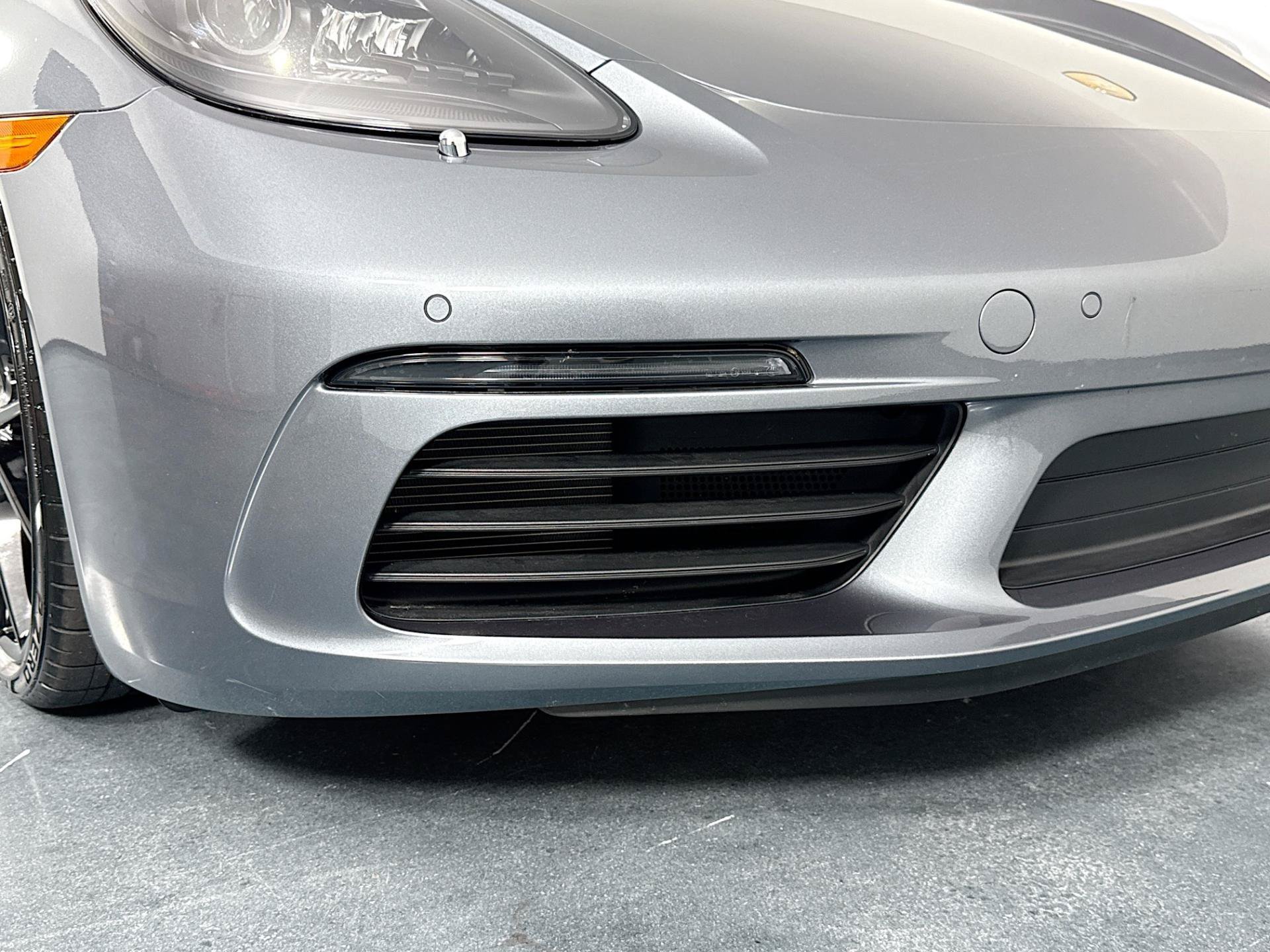 Used 2025 Porsche 718 Cayman RWD image 49