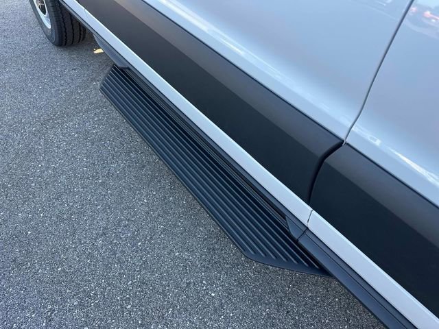 New 2025 Ford Transit 250 148 Medium Roof image 30