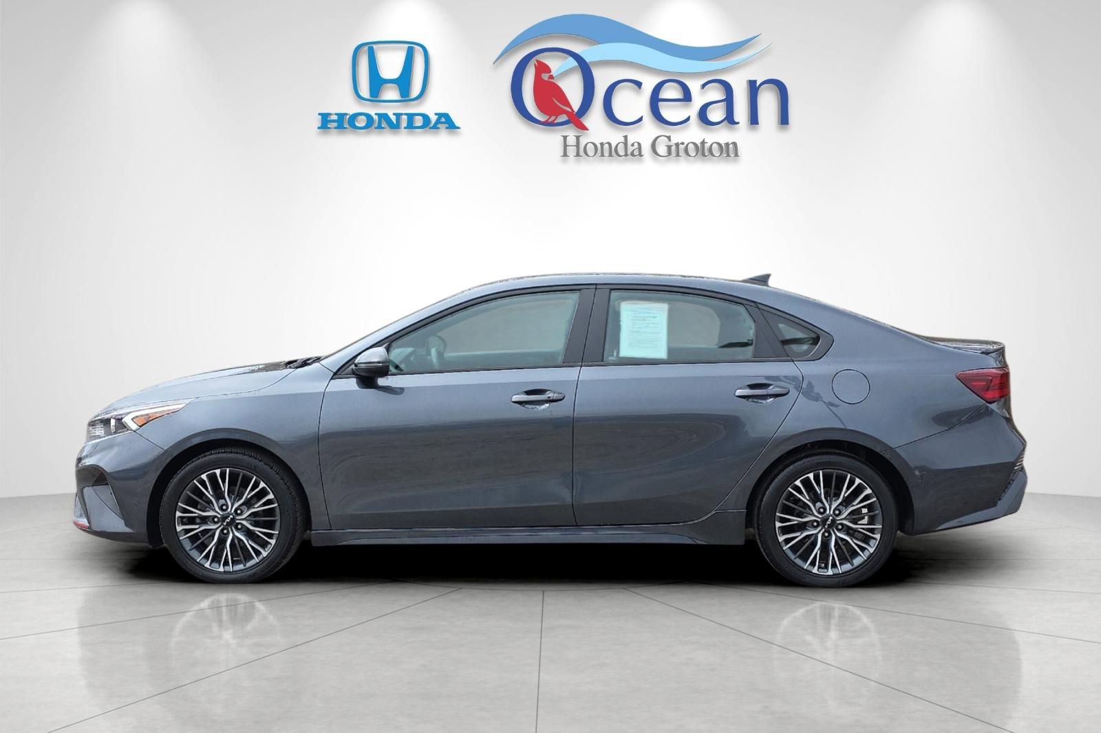 Used 2023 Kia Forte GT-Line w/ GT-Line Technology Package image 6