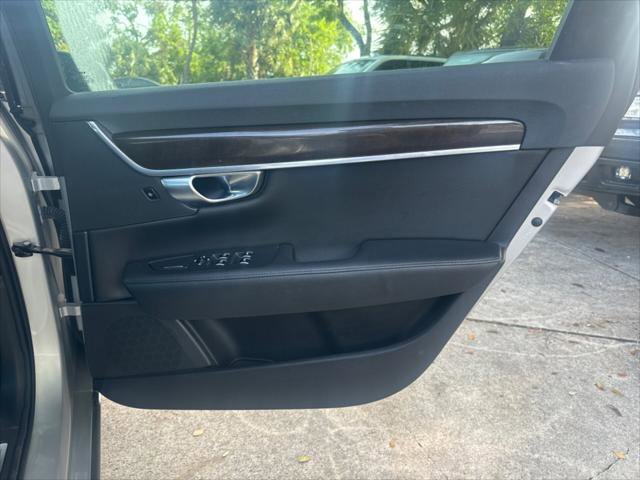 Used 2018 Volvo S90 T5 Momentum w/ Convenience Package FWD image 23