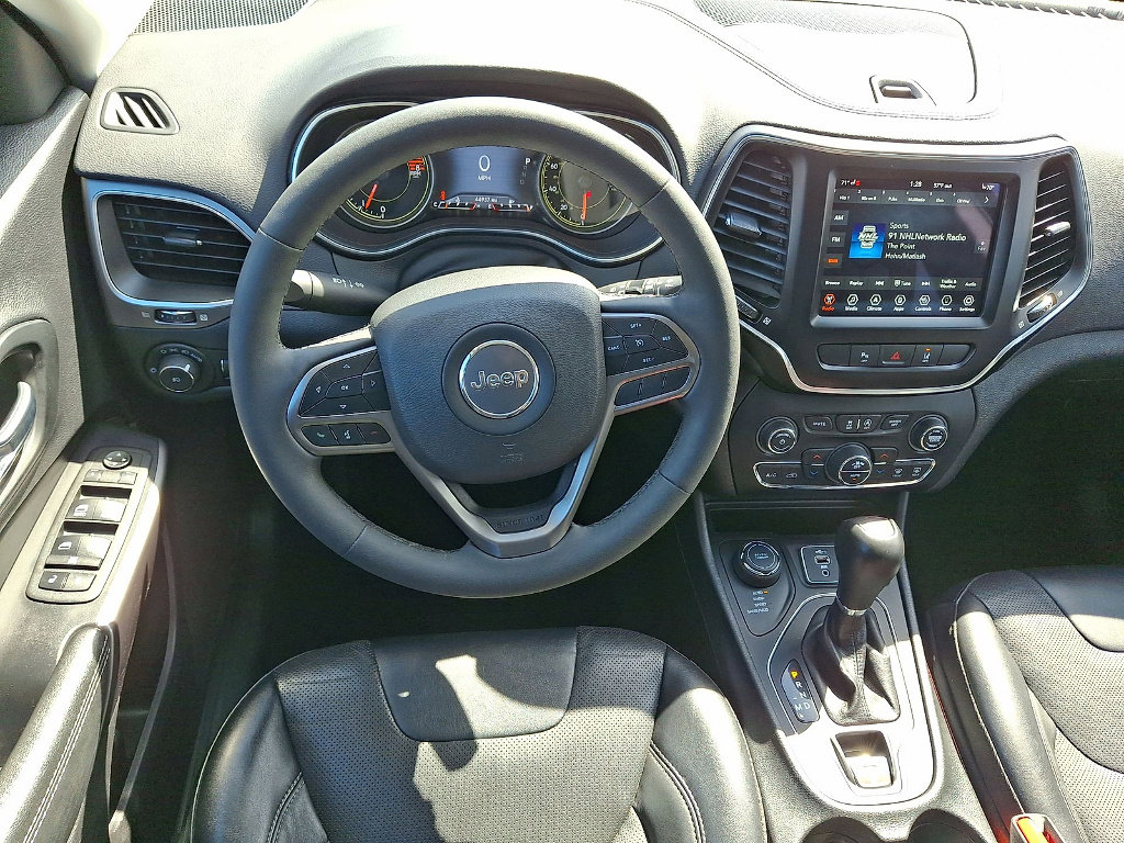 Certified 2022 Jeep Cherokee Latitude Lux w/ Mopar Interior Package image 50