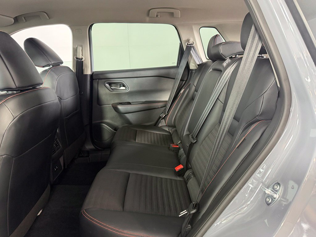 Used 2026 Nissan Rogue SV AWD/4WD image 24
