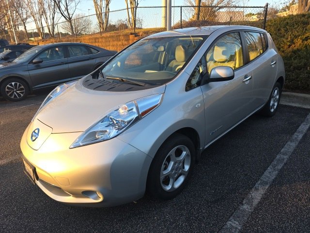 Used 2012 Nissan Leaf SL image 1