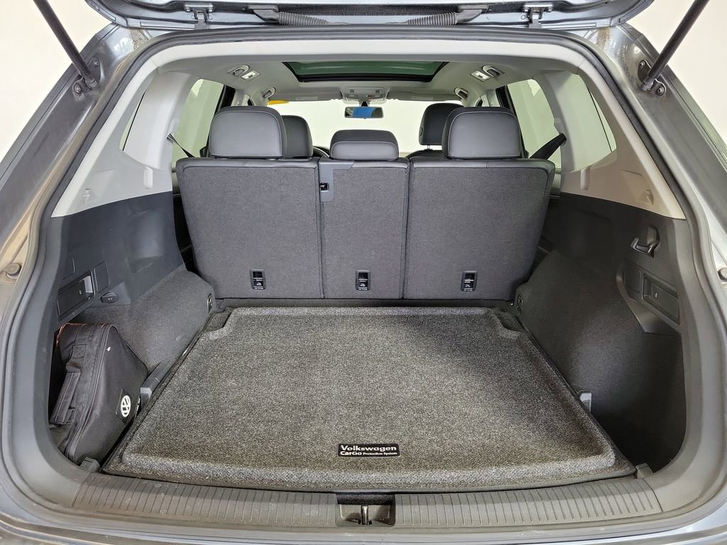 Used 2020 Volkswagen Tiguan SE w/ Panoramic Sunroof Package AWD/4WD image 25