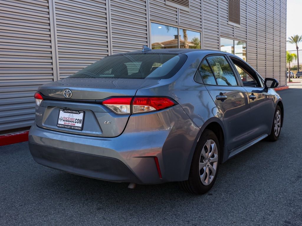 Used 2024 Toyota Corolla LE image 4
