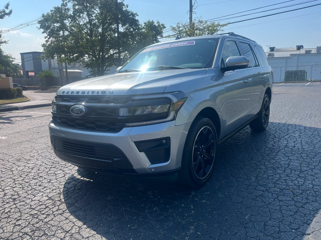 Used 2024 Ford Expedition Limited AWD/4WD image 1