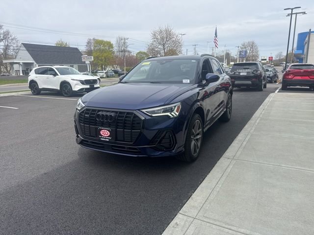 Used 2024 Audi Q3 2.0T Premium Plus w/ Premium Plus Package AWD/4WD image 7