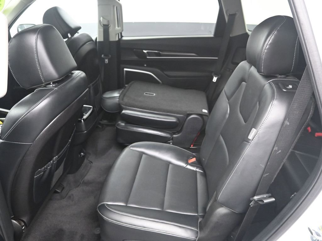 Certified 2024 Kia Telluride S w/ S Sunroof Package image 31